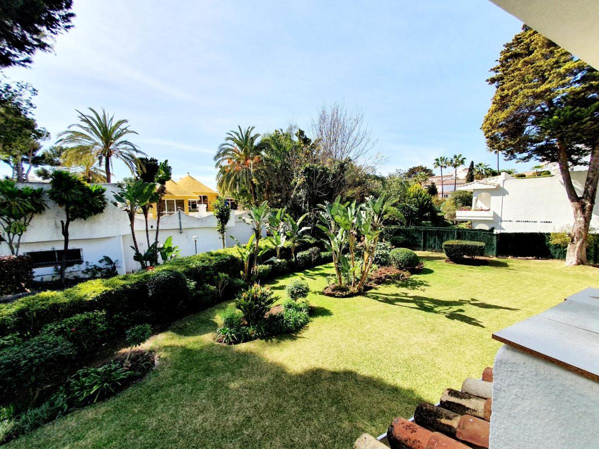 Miraflores Town Studio Sitio de Calahonda ภายนอก รูปภาพ